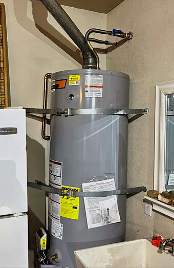 https://gnangarahotwater.com.au/uploads/2025/06/electric-hot-water-system-58767.jpg