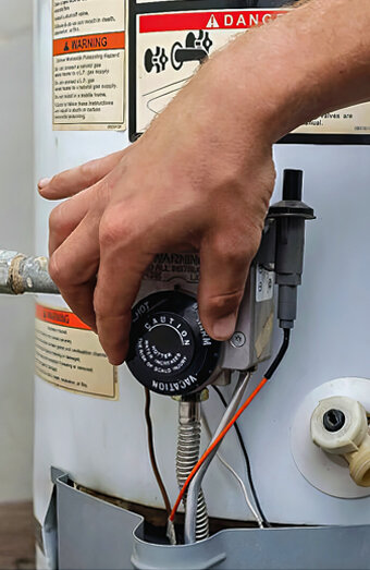 https://gnangarahotwater.com.au/uploads/2025/06/hot-water-servicing-68760.jpg