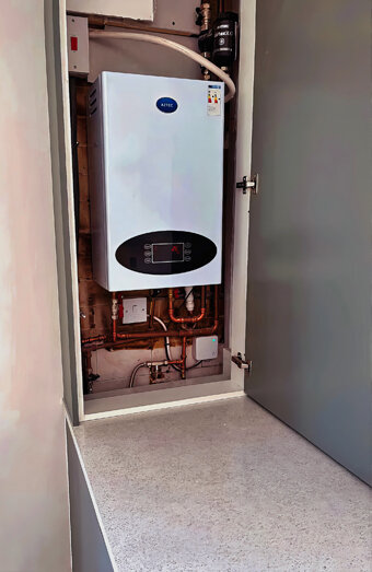 https://gnangarahotwater.com.au/uploads/2025/06/instant-hot-water-systems-44293.jpg